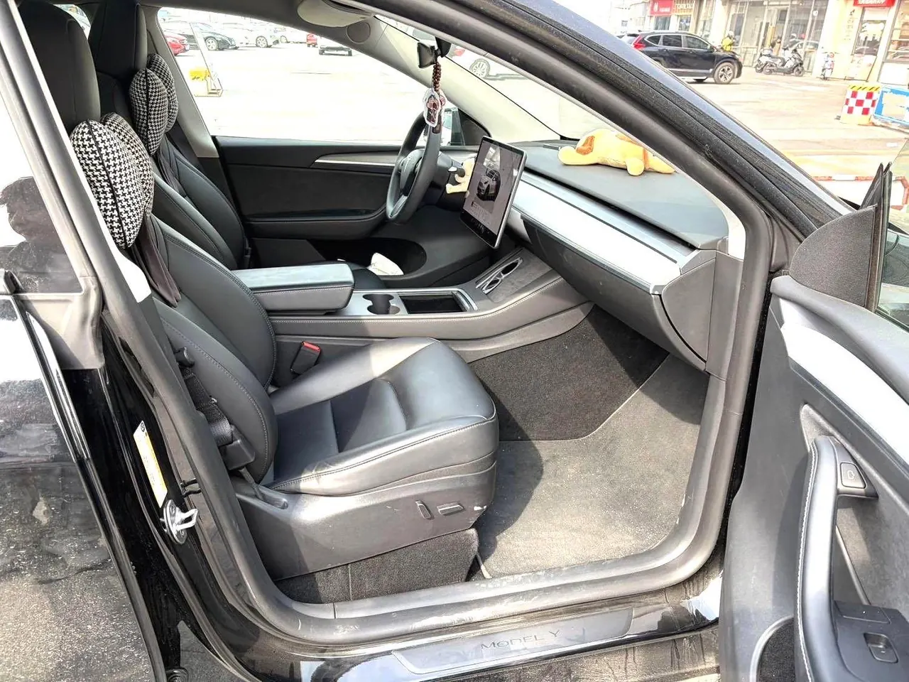 Tesla 2023 Model Y rear-wheel drive version automatic transmission 4