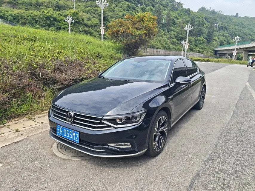 Open image lightbox: Volkswagen 2020 Magotan 2.0TSI 330TSI luxury automatic transmission