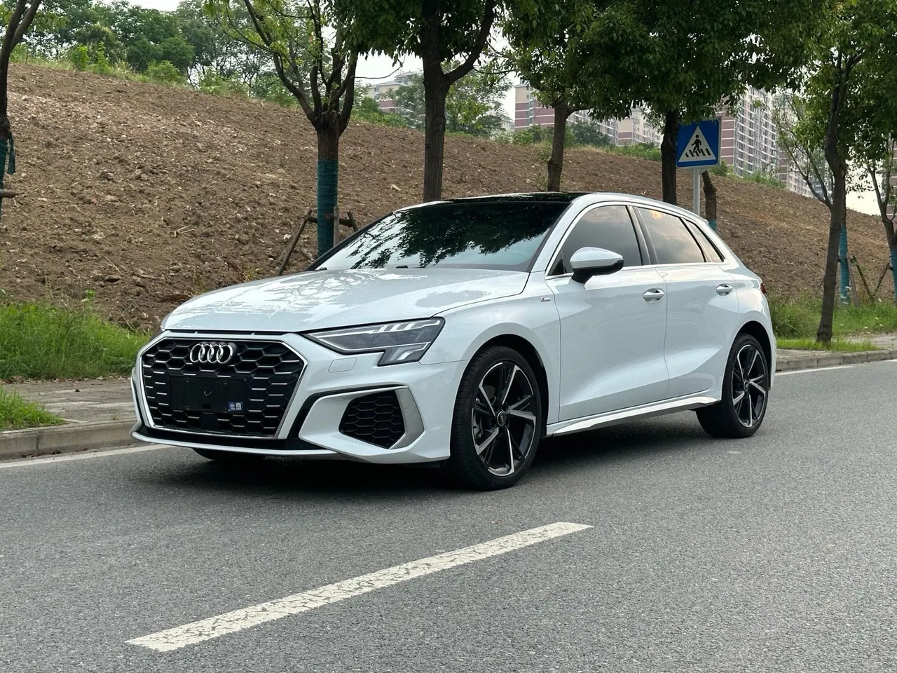 Open image lightbox: Audi 2023 A3 Sportback 1.4TFSI 35TFSI Fashion Sports Automatic