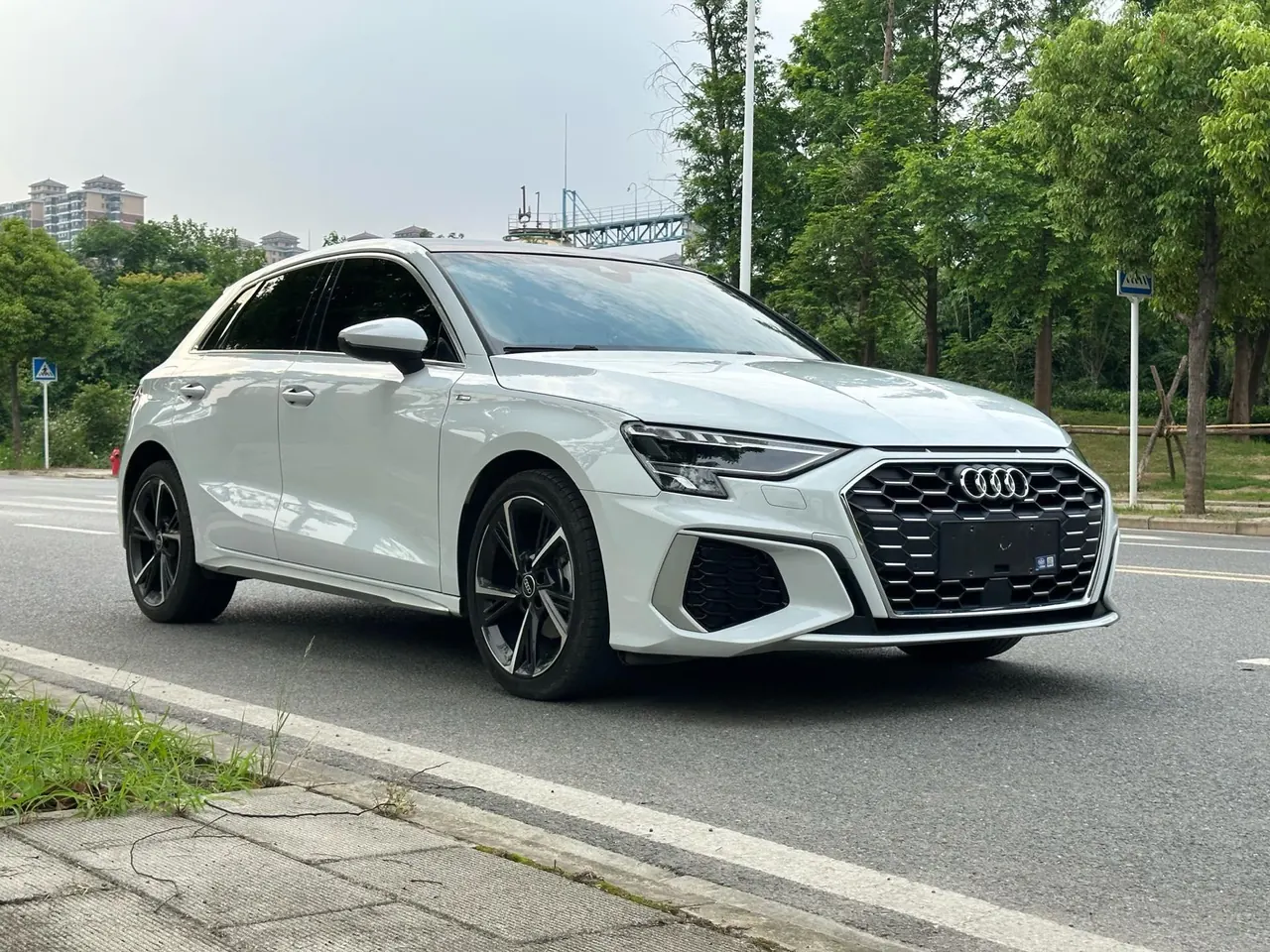 Audi 2023 A3 Sportback 1.4TFSI 35TFSI Fashion Sports Automatic 3