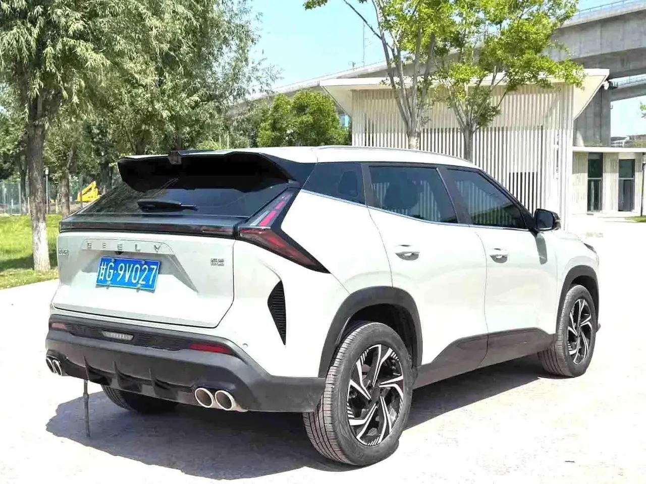 Geely 2023 Boyue COOL 1.5TD COOL Smart Auto 4