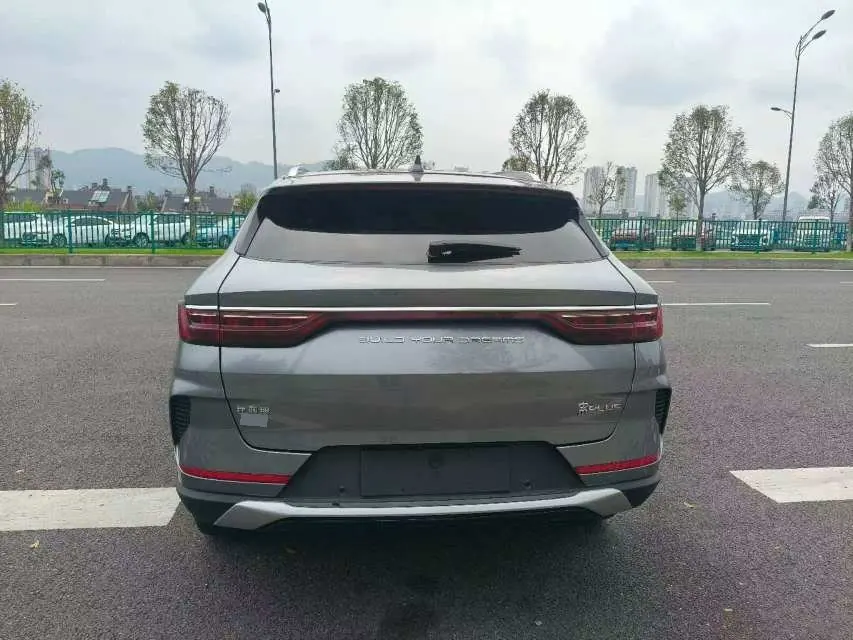 BYD Song PLUS New Energy 2022 Song PLUS DM-i 1.5 Stepless 110KM Flagship PLUS 5G Edition Automatic Gear 5