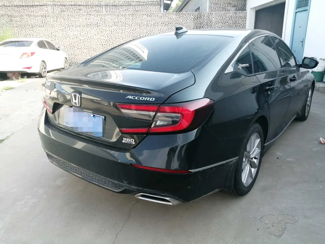 Honda 2022 10th Generation Accord 1.5T Stepless 260TURBO Deluxe Automatic Gear 5