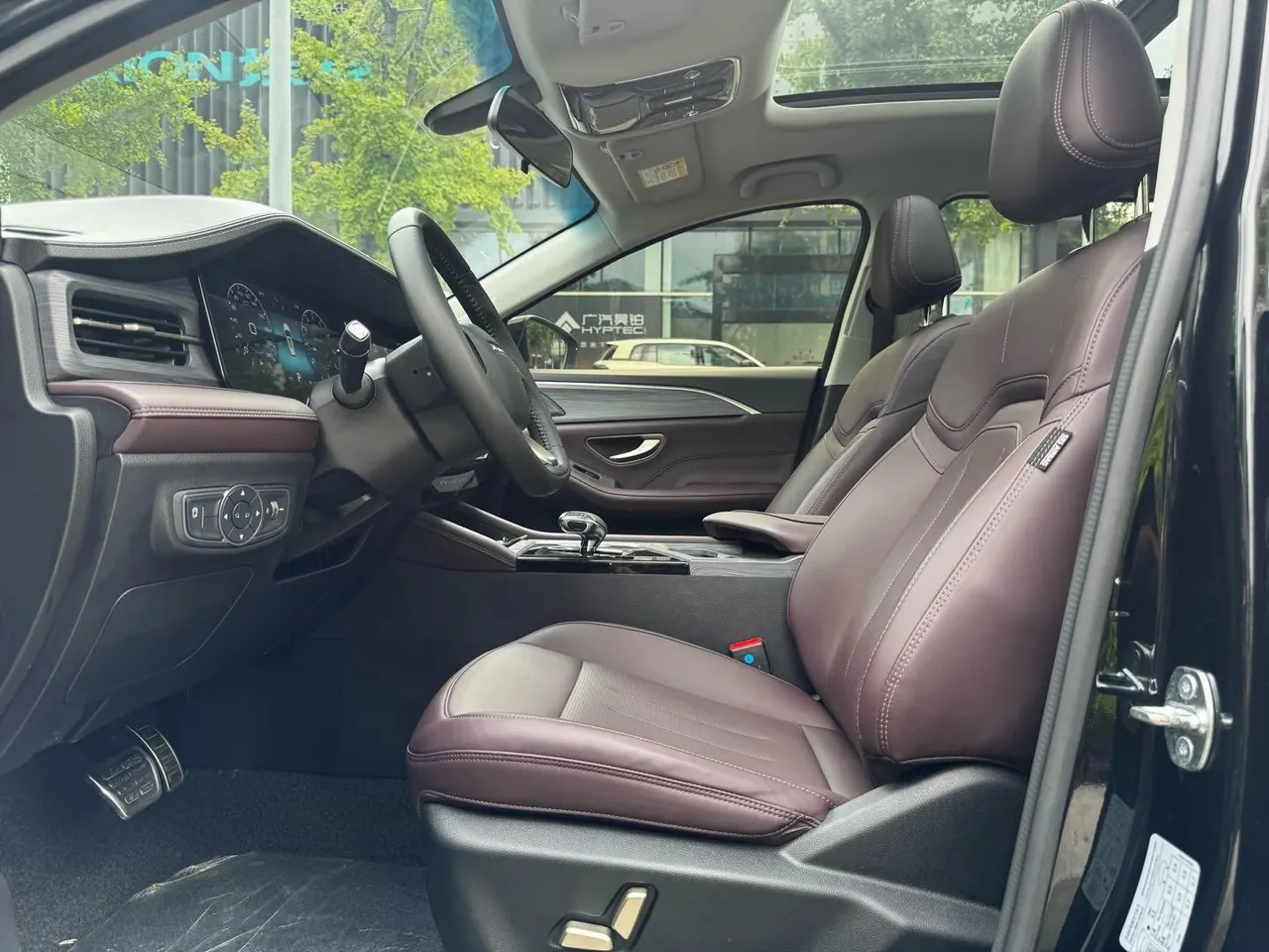 Jetour 2024 X90 PLUS 1.6TD Villa 7-seat automatic gear 4