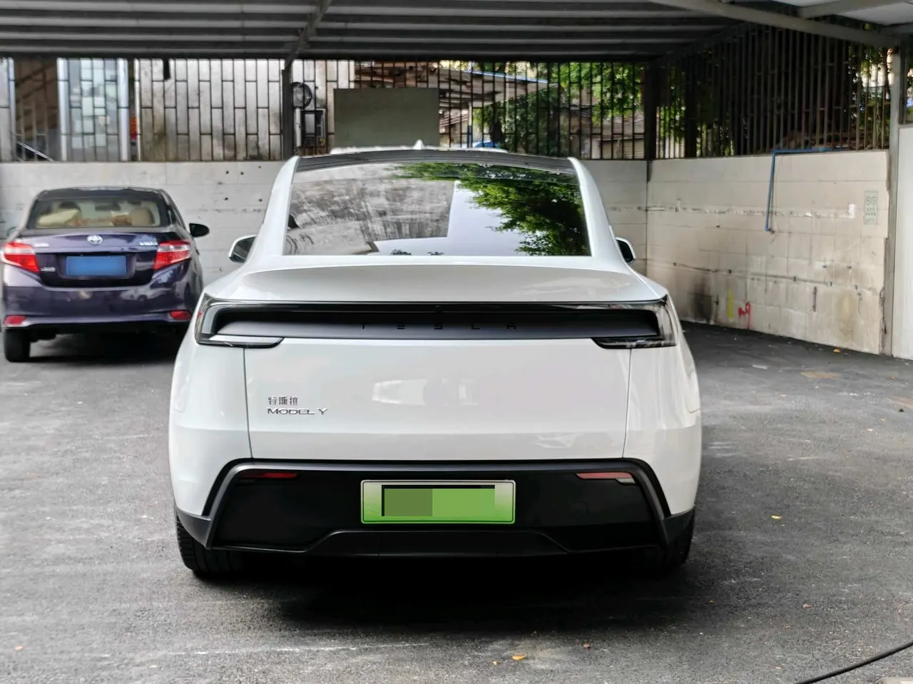 Tesla 2025 Model Y rear-wheel drive version automatic transmission 4