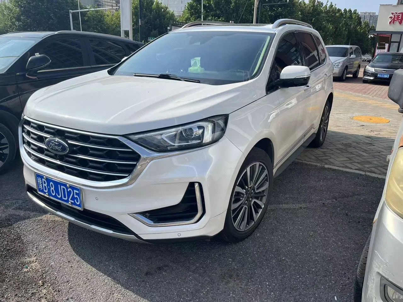 Open image lightbox: Ford 2021 Ruijie PLUS 2.0T EcoBoost 12250.00g Drive Hao Rui 7-seat Automatic Gear