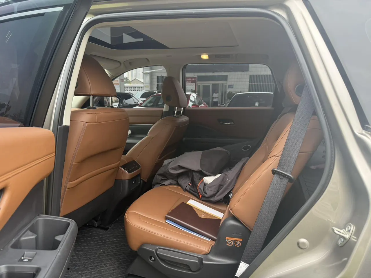 Nissan 2024 Land Exploration 2.0T 380VC-TURBO Four-wheel Drive Intelligent Driving Edition 6-seat Automatic Gear 2