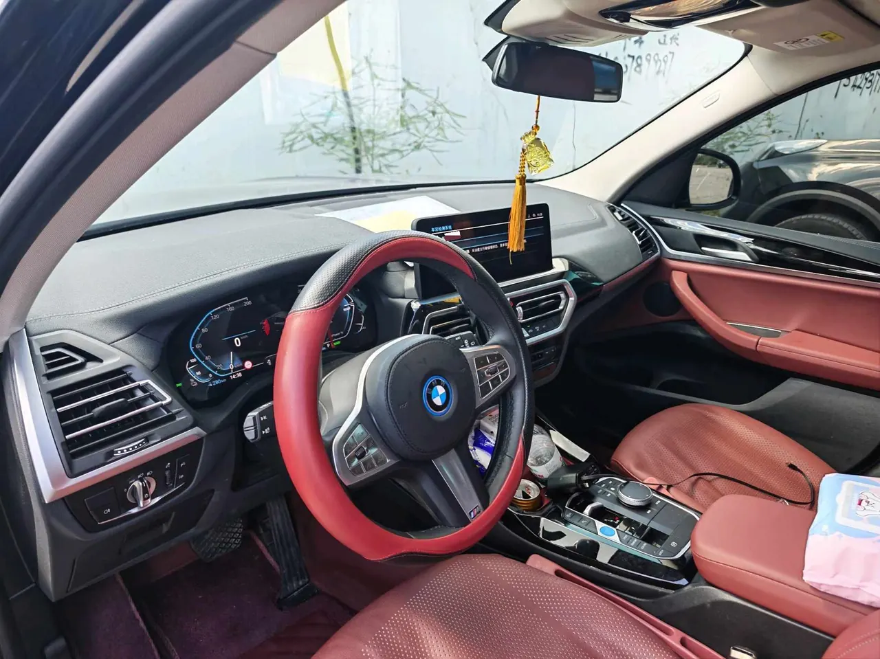 BMW 2024 iX3 leading automatic 5