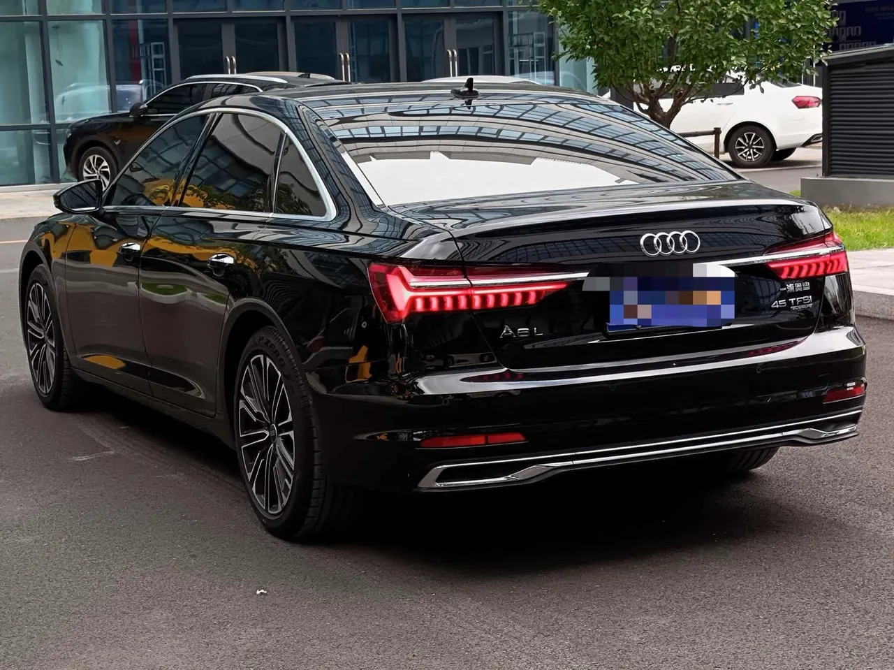 Audi 2024 A6L 2.0TFSI 45TFSI Quattro enjoy elegant automatic gear 6