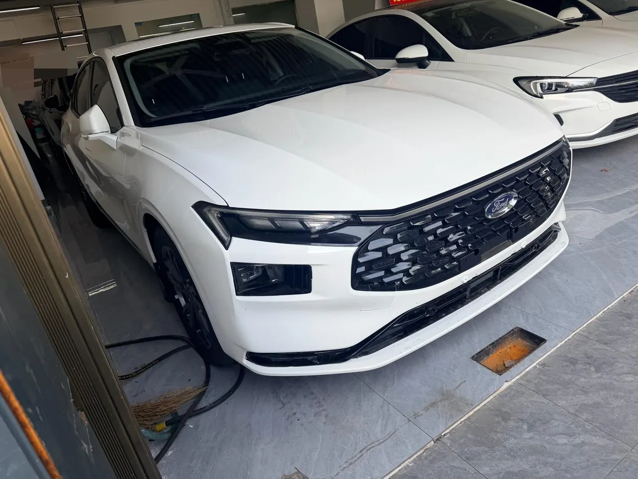 Ford 2025 Mondeo 1.5T EcoBoost Shuya Automatic Gear 2