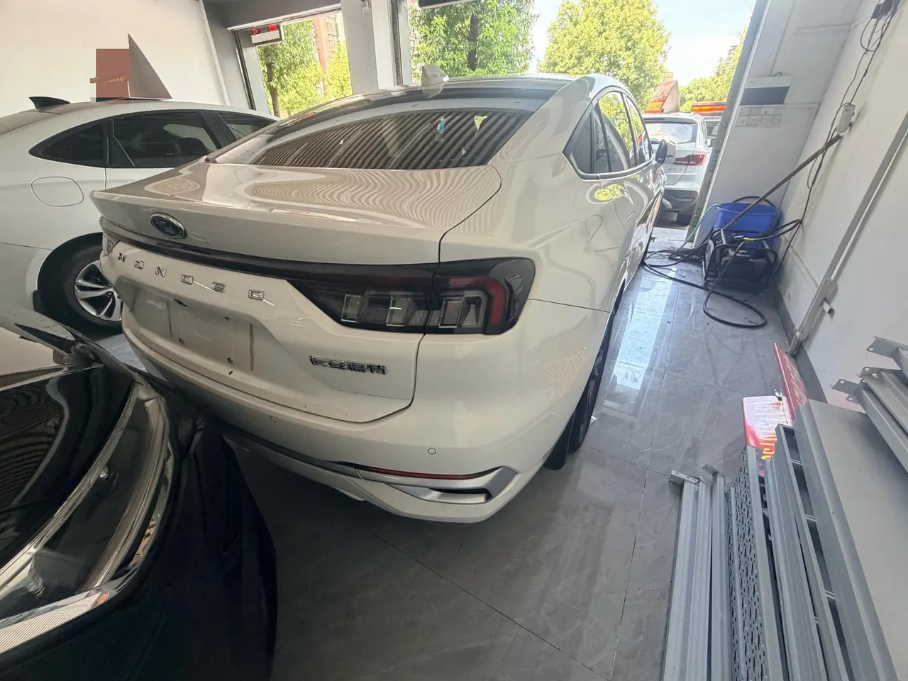 Ford 2025 Mondeo 1.5T EcoBoost Shuya Automatic Gear 3