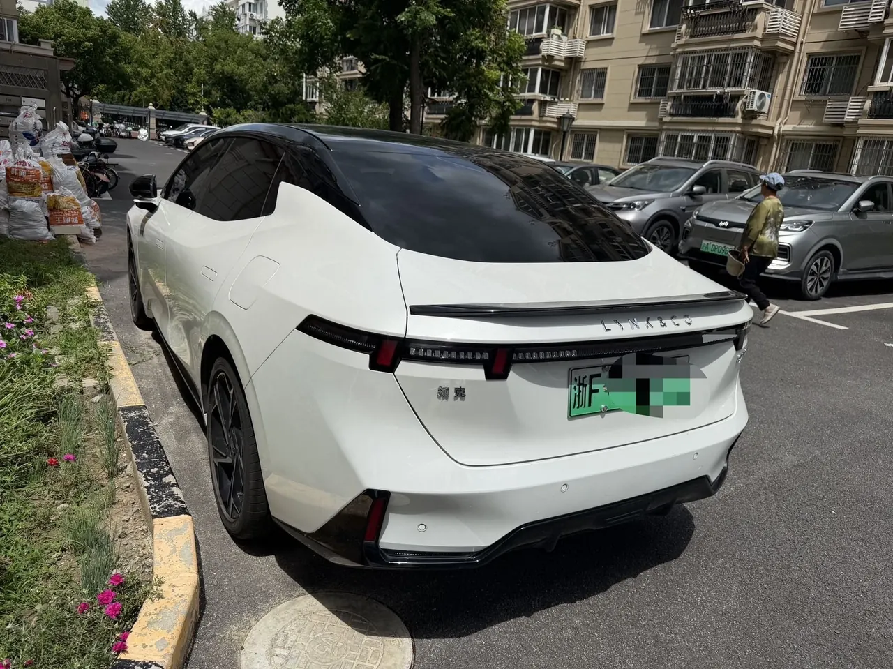 LYNK&amp;CO 2024 LYNK&amp;CO 07 EM-P 1.5T 126 Long Endurance Ultra Auto 9