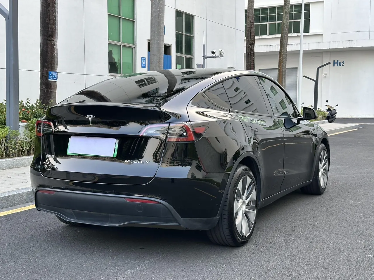 Tesla 2022 Model Y rear-wheel drive version (facelift) automatic gear 6
