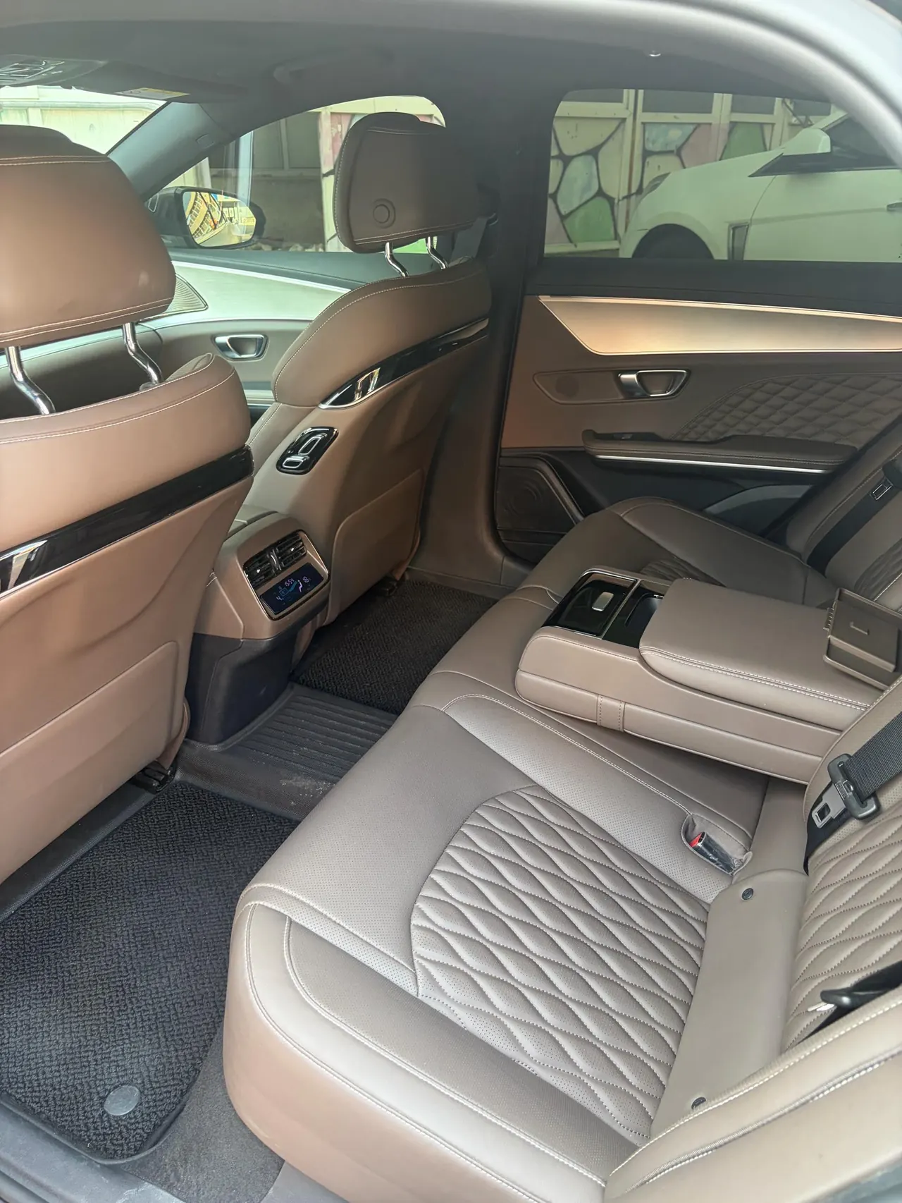 BYD 2024 Han DM-i 1.5T stepless glory version 121KM noble automatic gear 5