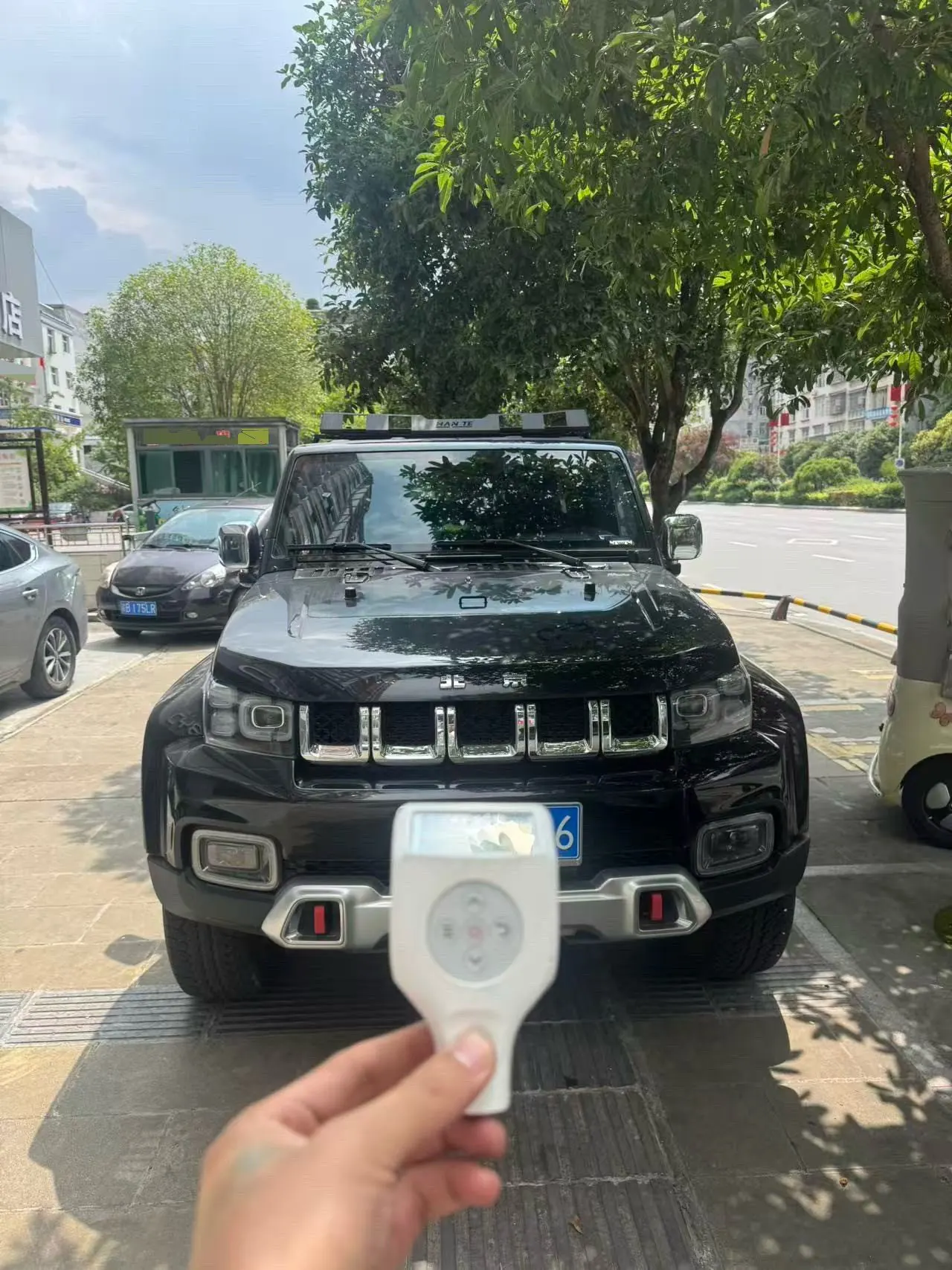 Beijing 2024 BJ40 2.0T Urban Hunter Honor Edition Automatic Transmission 2