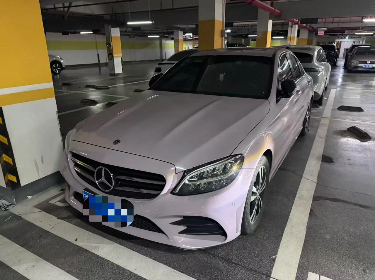 打开图片灯箱:Mercedes Benz Class C 2020 C 260 48V 1.5T Sports Edition Automatic Gear