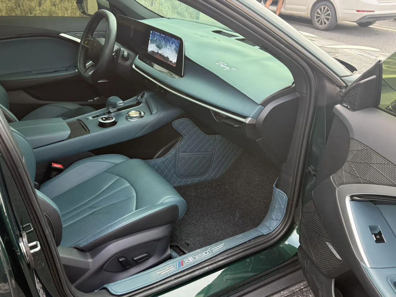 MG 2025 MG7 1.5T 300 Elegant Automatic Gear 8