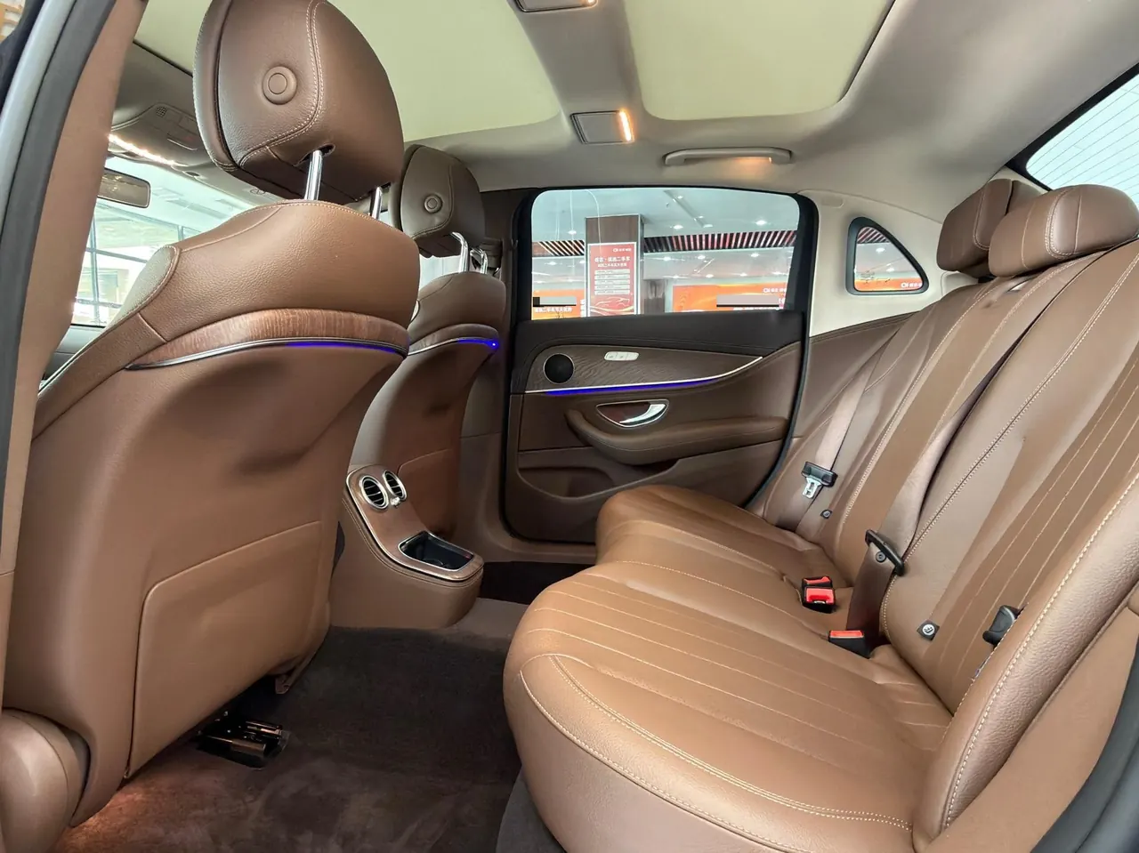 Mercedes Benz E Class 2022 E 260 L 2.0T Automatic 5