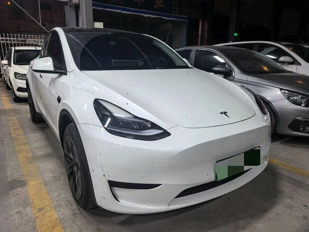 Tesla 2024 Model Y rear-wheel drive version automatic transmission 2