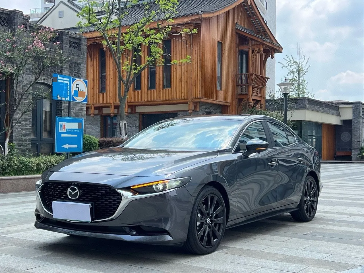 打开图片灯箱:Mazda 3 Oncorsela 2023 Mazda 3 Oncorsela-sedan 2.0 quality version automatic transmission