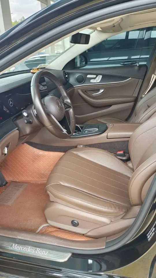 Mercedes Benz E Class 2023 E 300 L 2.0T Sports Luxury Automatic Gear 4