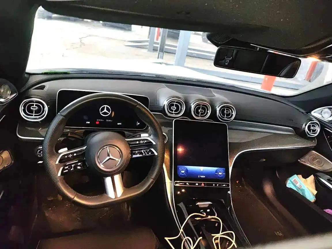 Mercedes Benz Class C 2023 C 260 L 48V 1.5T Hao Night Sports Edition Automatic Gear 3