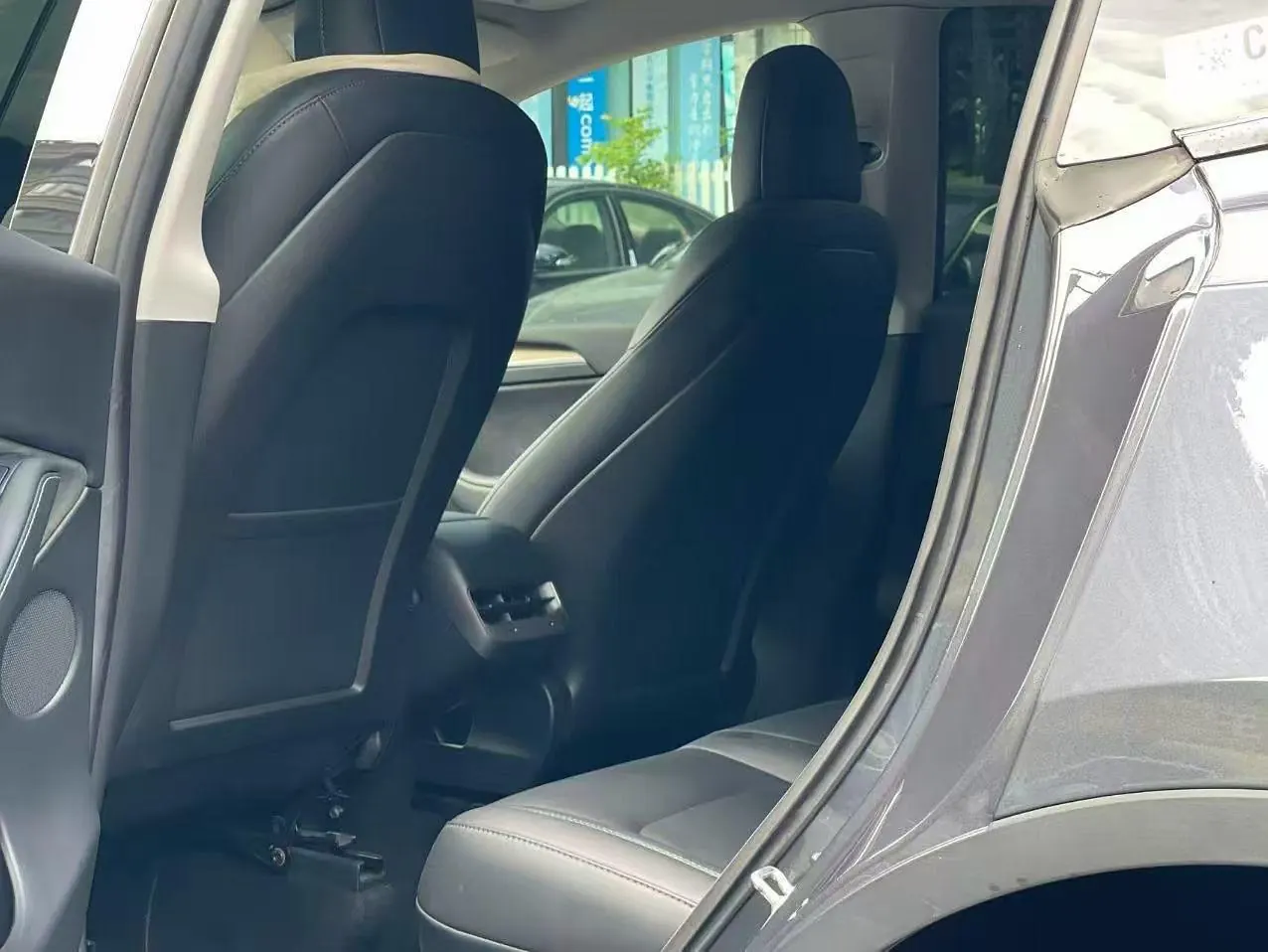 Tesla 2022 Model Y long endurance all-wheel drive version automatic transmission 9