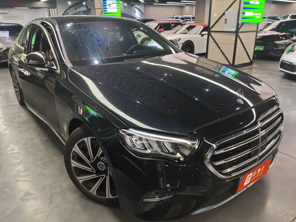 Mercedes Benz E Class 2024 E 300 L 48V 2.0T Luxury Automatic Gear 2