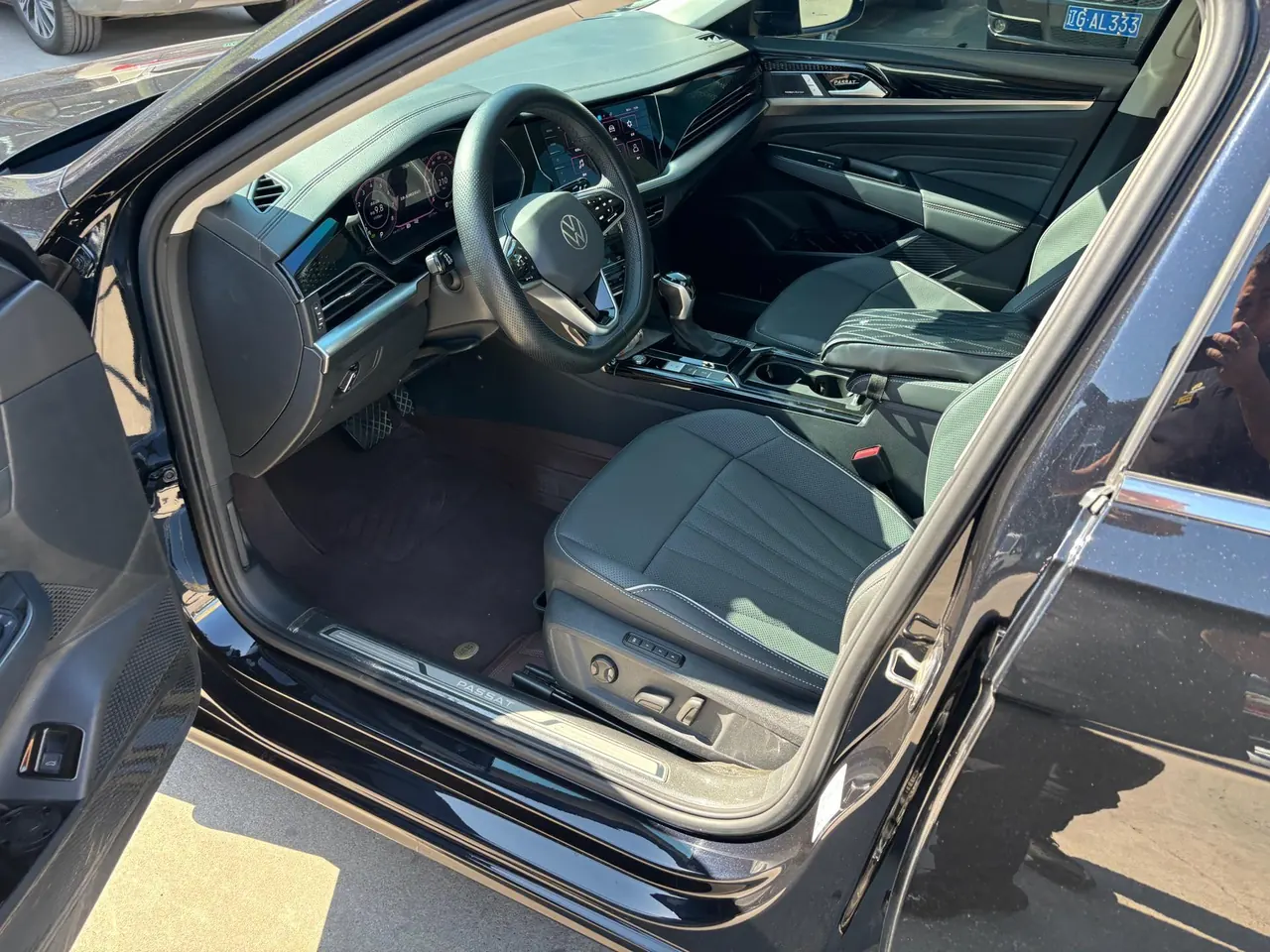 Volkswagen 2024 Passat 2.0TSI 380TSI Longyao Edition Automatic Gear 5