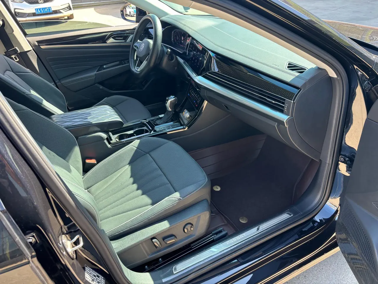 Volkswagen 2024 Passat 2.0TSI 380TSI Longyao Edition Automatic Gear 6