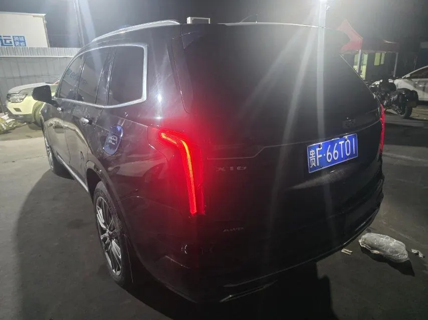 Cadillac 2022 XT6 48V 2.0T 7-seat four-wheel drive luxury automatic gear 3
