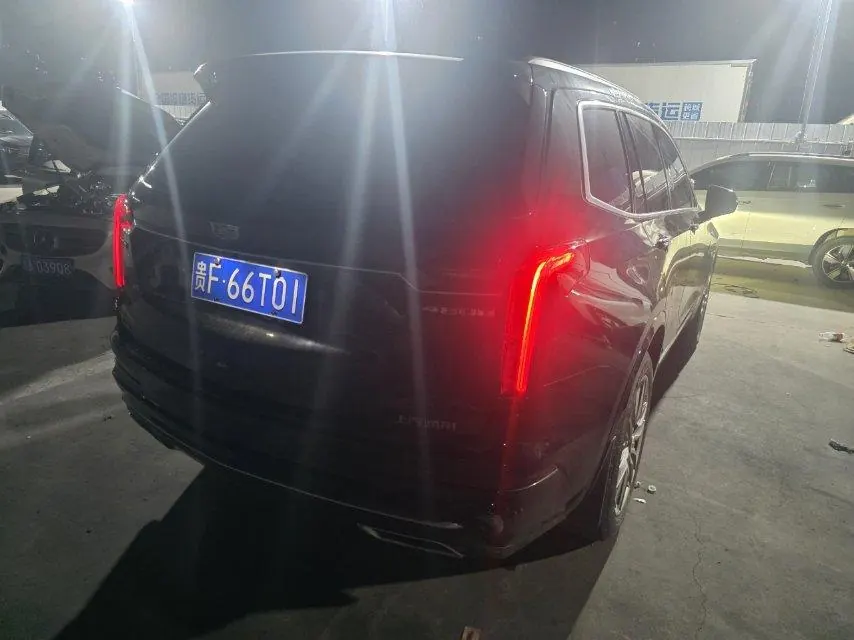 Cadillac 2022 XT6 48V 2.0T 7-seat four-wheel drive luxury automatic gear 4
