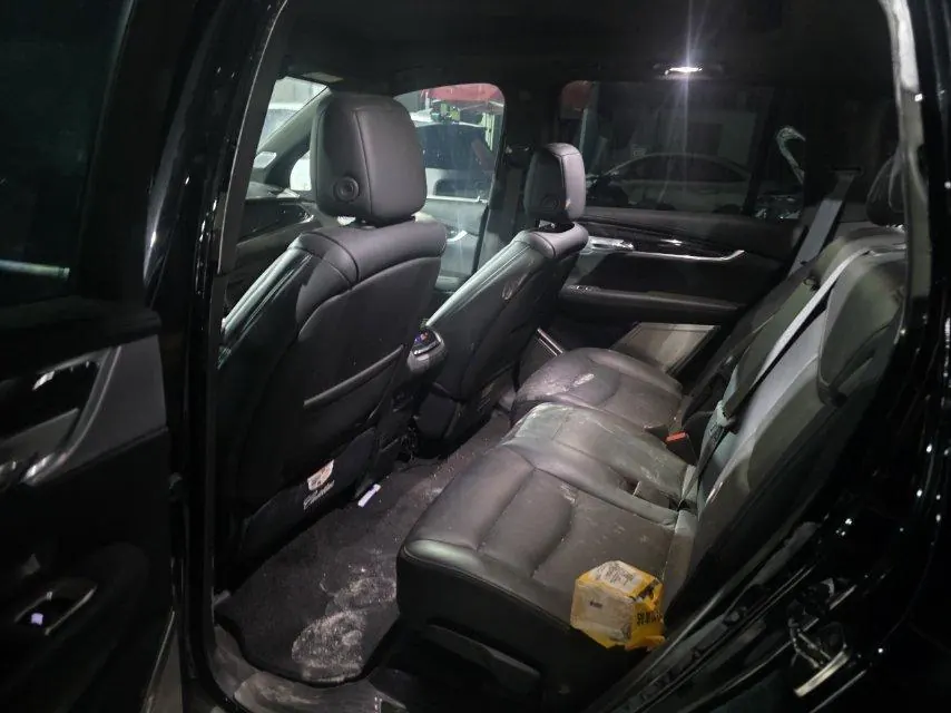 Cadillac 2022 XT6 48V 2.0T 7-seat four-wheel drive luxury automatic gear 7