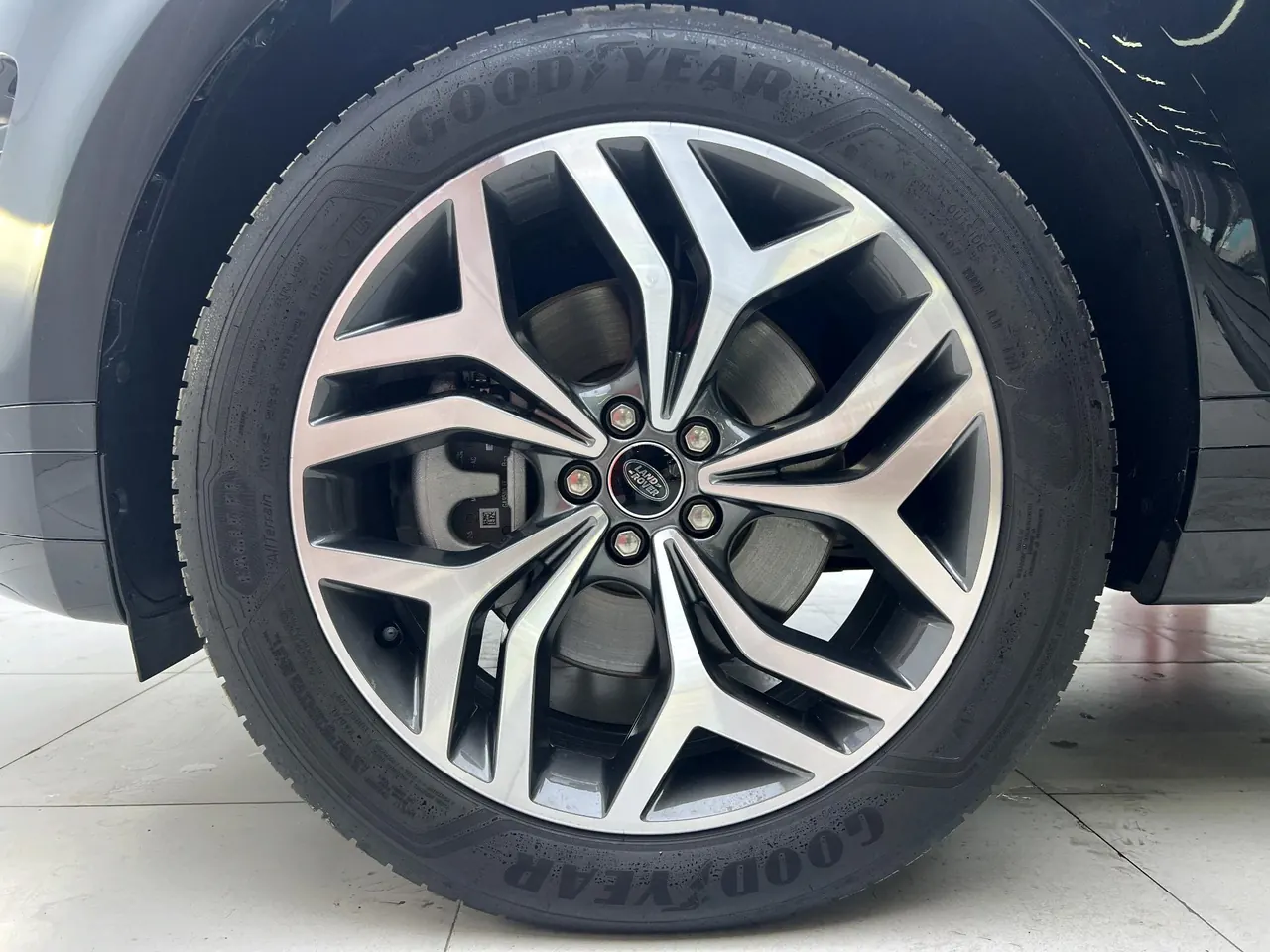 Land Rover 2024 evoque L 48V 2.0T 249PS automatic gear 6