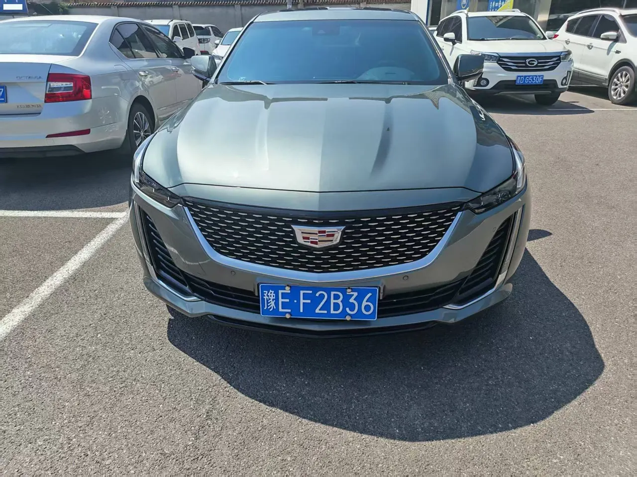Cadillac 2023 CT5 2.0T 28T Luxury (Standard Edition) Automatic Gear 2