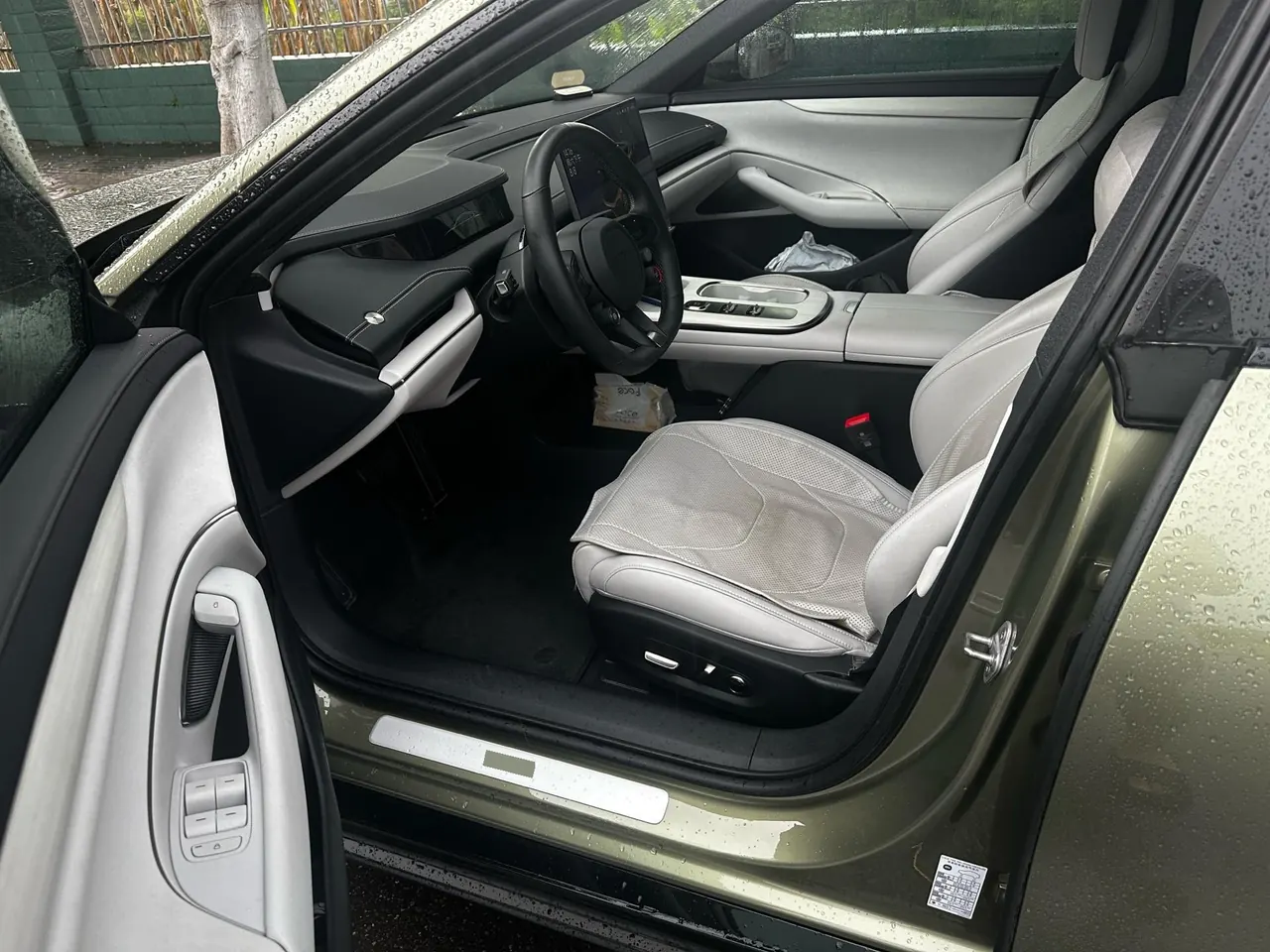 MI 2024 SU 7 700km Rear Drive Long Endurance Smart Driving Edition Automatic Gear 7