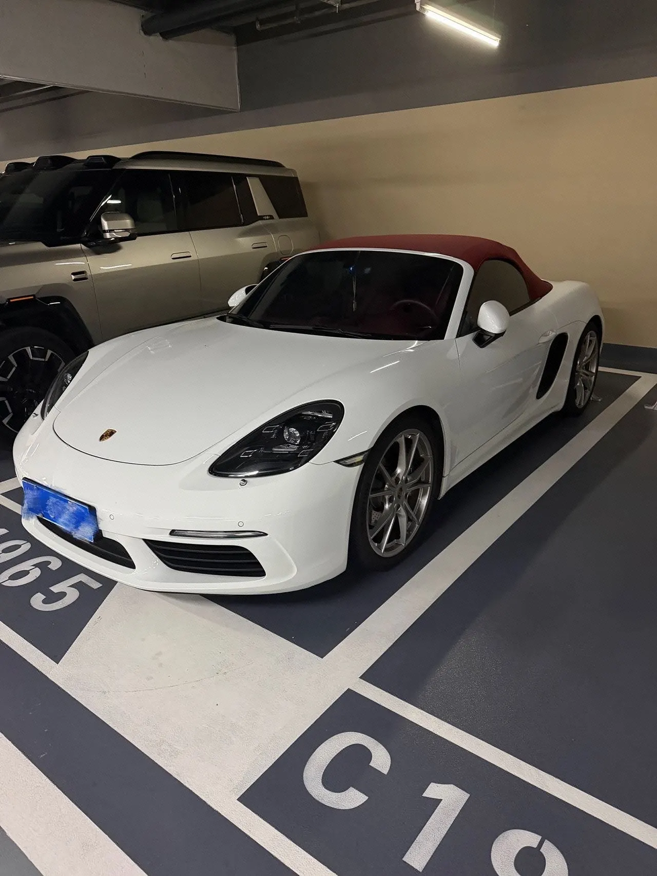 Open image lightbox: Porsche 718 (Imported) 2023 718 Boxter 2.0T Style Edition Automatic