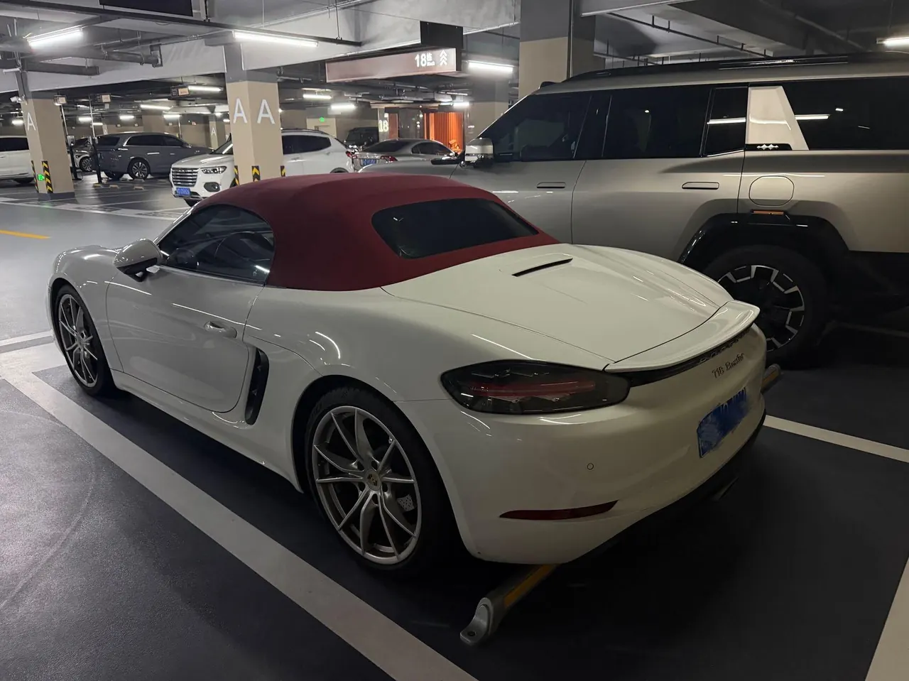 Porsche 718 (Imported) 2023 718 Boxter 2.0T Style Edition Automatic 4