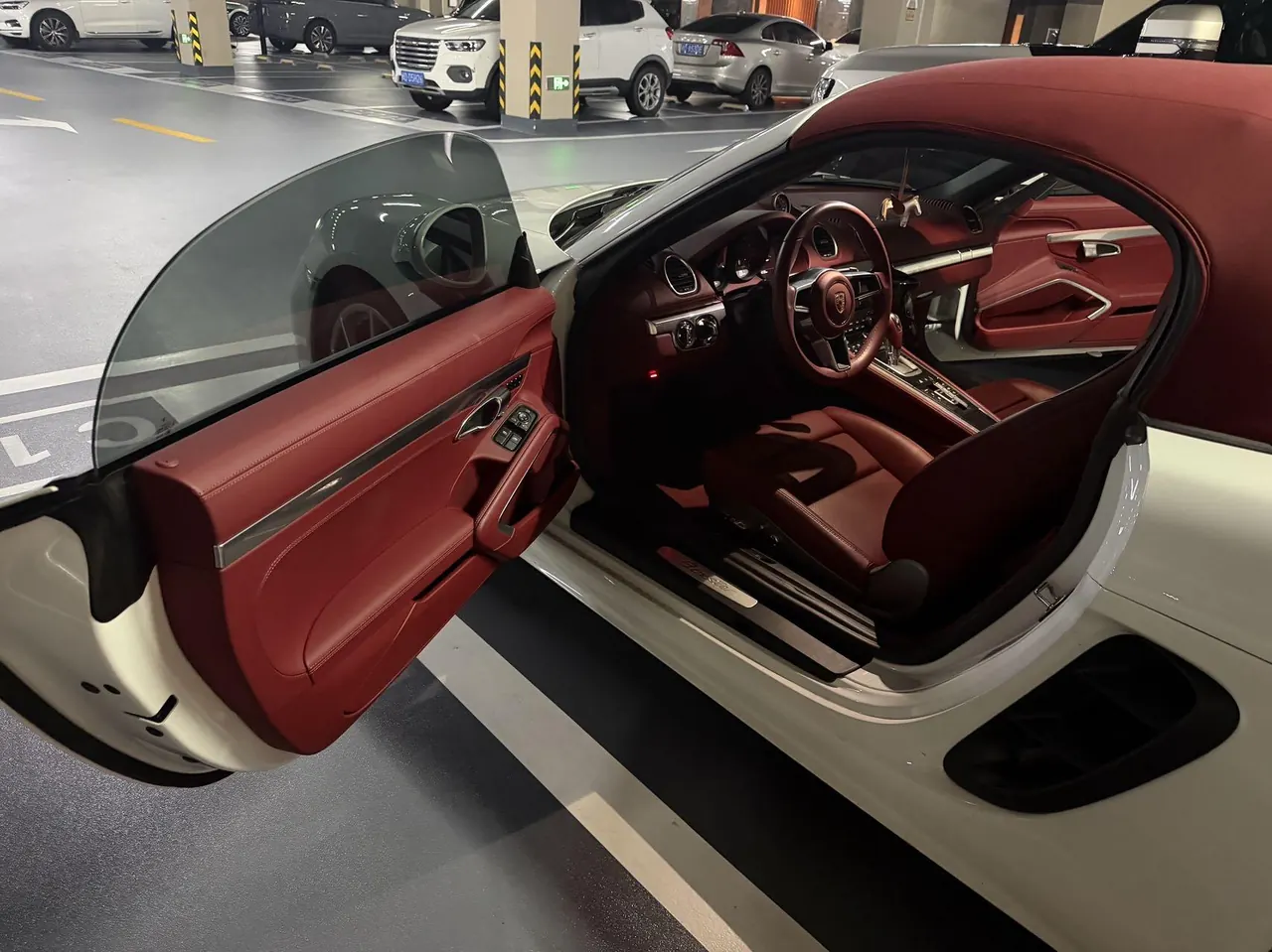 Porsche 718 (Imported) 2023 718 Boxter 2.0T Style Edition Automatic 7