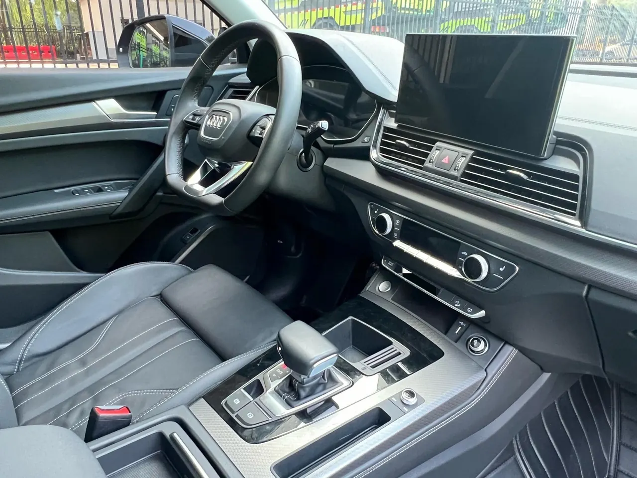 Audi 2022 Q5L 2.0TFSI 40TFSI luxury dynamic automatic 10