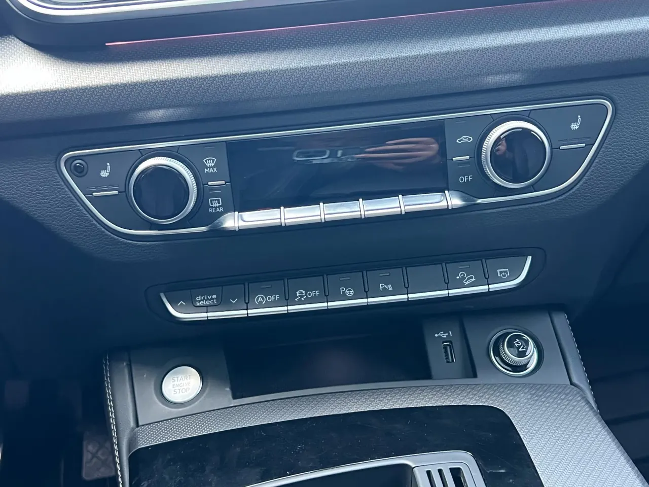 Audi 2022 Q5L 2.0TFSI 40TFSI luxury dynamic automatic 7