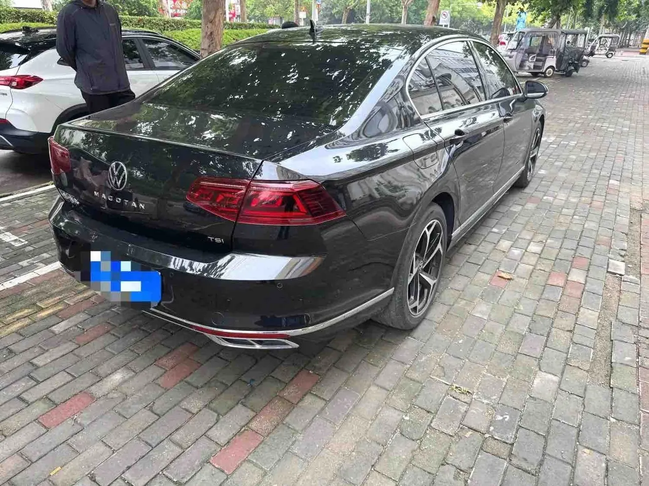 Volkswagen 2023 Magotan 2.0TSI 330TSI 2 million Commemorative Edition Leading Automatic Gear 9