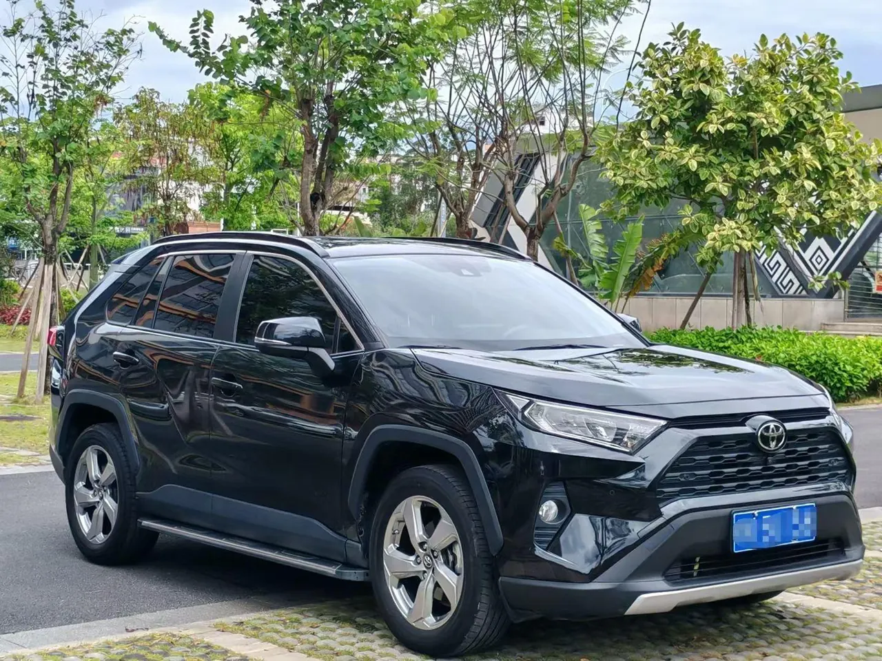 Toyota 2022 RAV4 Rongbo 2.0 Stepless Two-Drive Fashion Plus Edition Automatic Gear 3
