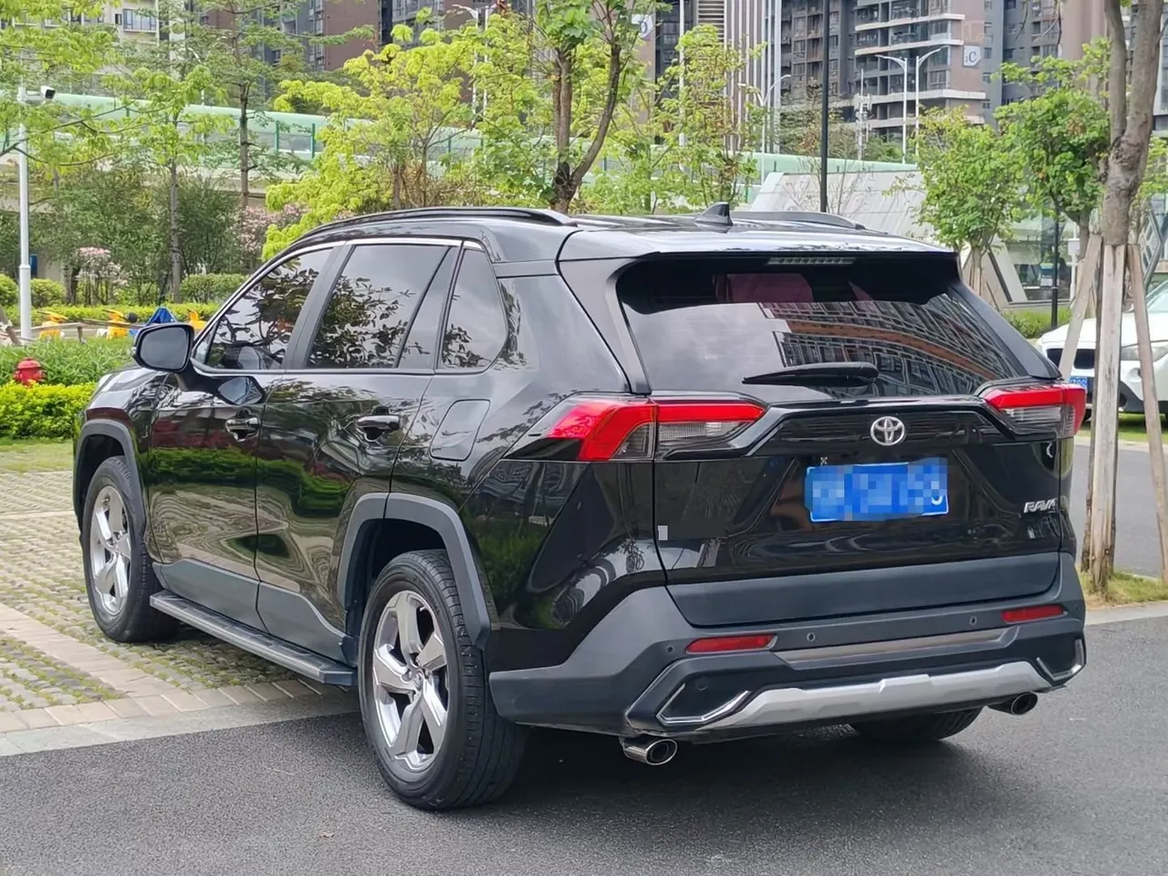 Toyota 2022 RAV4 Rongbo 2.0 Stepless Two-Drive Fashion Plus Edition Automatic Gear 6