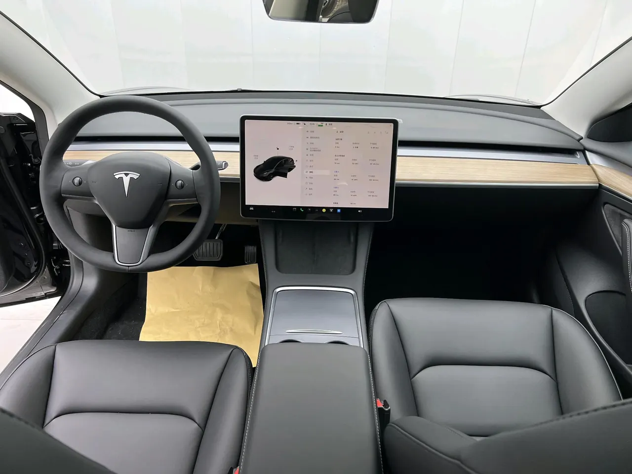 Tesla 2022 Model 3 rear-wheel drive version of automatic transmission 4