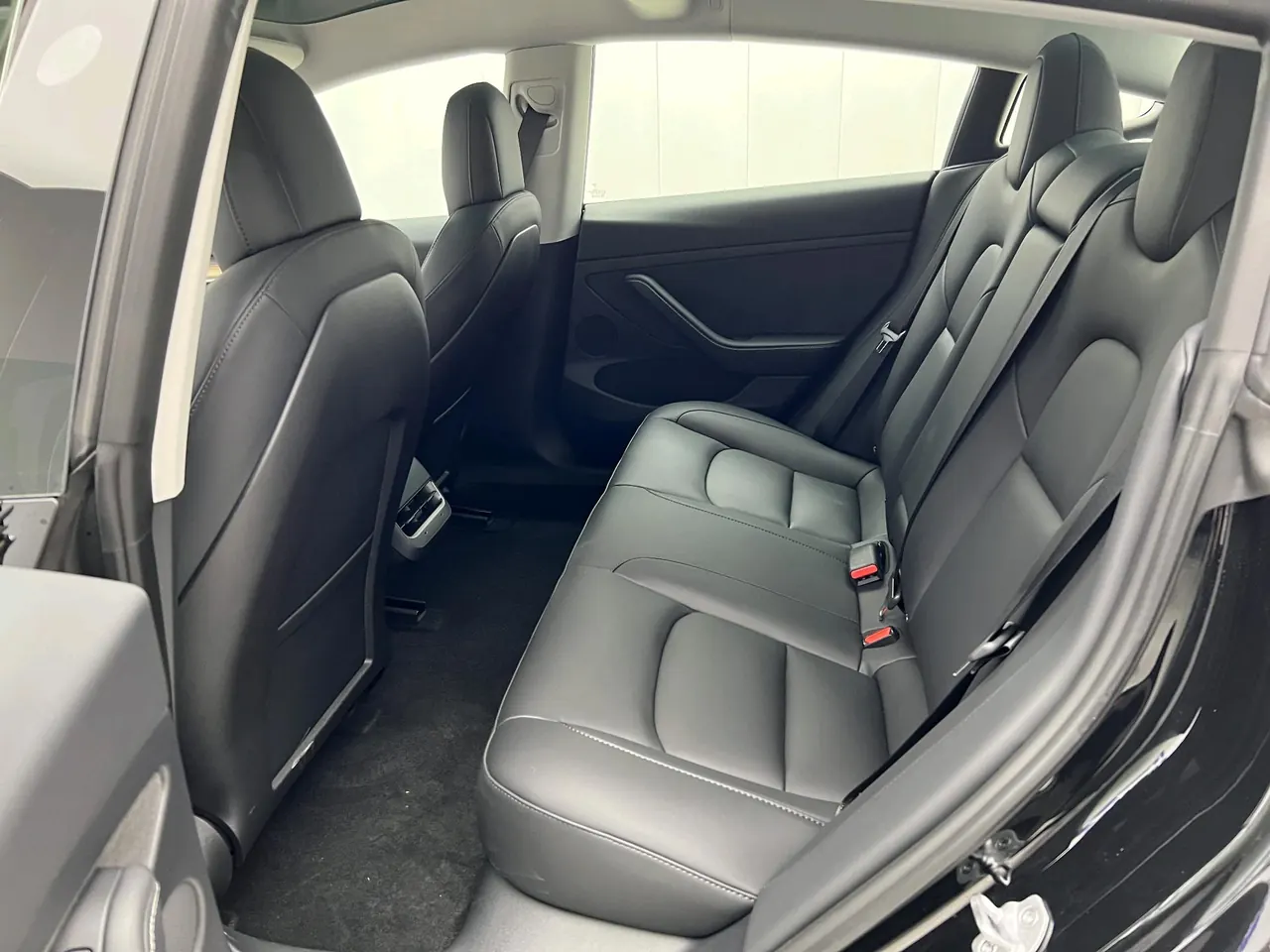Tesla 2022 Model 3 rear-wheel drive version of automatic transmission 6