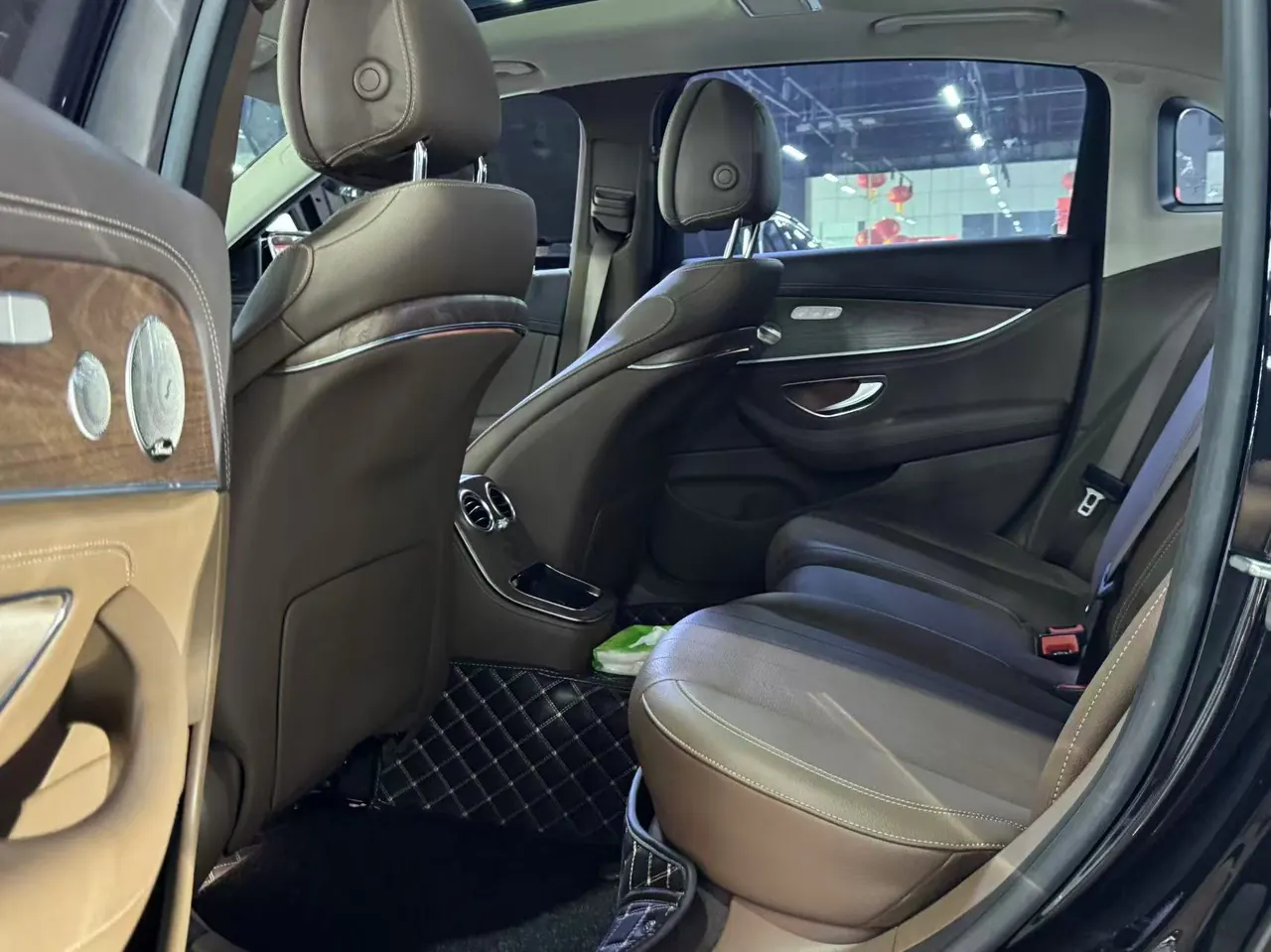 Mercedes Benz E-Class 2023 E 300 L 2.0T Fashion Automatic Gear 3