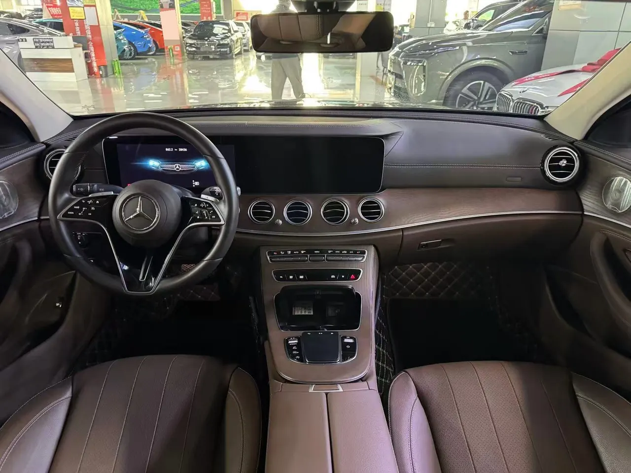 Mercedes Benz E-Class 2023 E 300 L 2.0T Fashion Automatic Gear 4