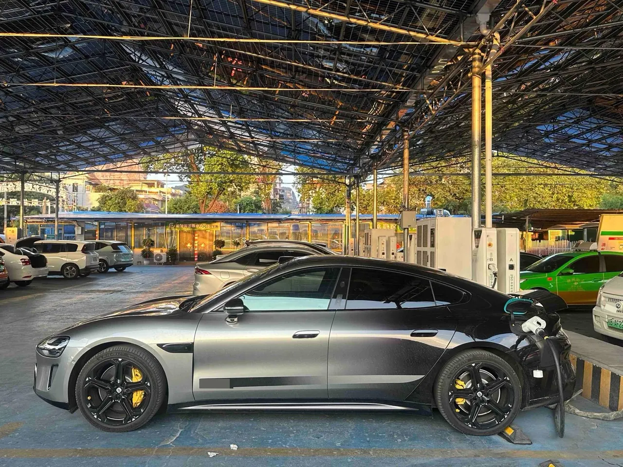 MI 2024 SU 7 830km Rear Drive Ultra Long Endurance High-end Smart Drive Pro Edition Automatic Gear 3