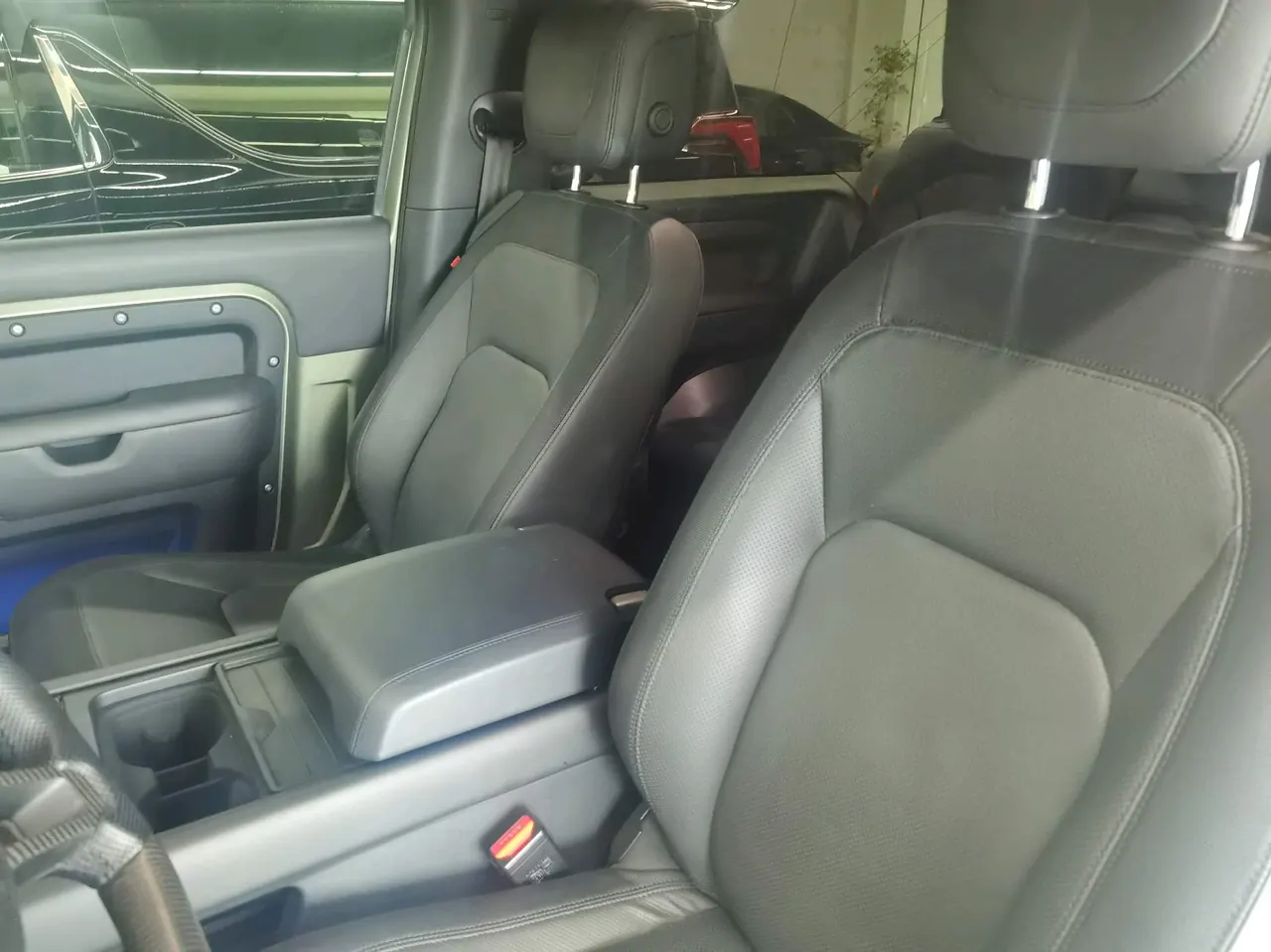 Land Rover Guard (Imported) 2023 Guard 90 2.0T P300 X-DYNAMIC HSE (Modified) Automatic Gear 5
